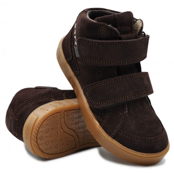 Profilaktyczne sportowe buty dla chłopca na wiosnę BARTEK 24414-012