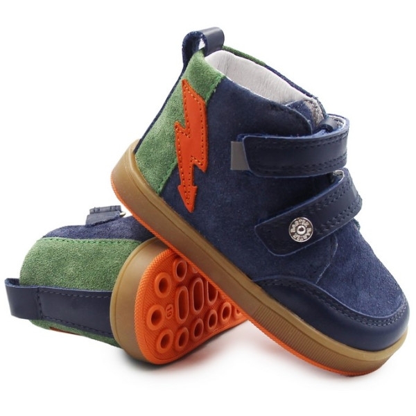 Profilaktyczne buty na wiosnę dla chłopca Bartek 136330-01