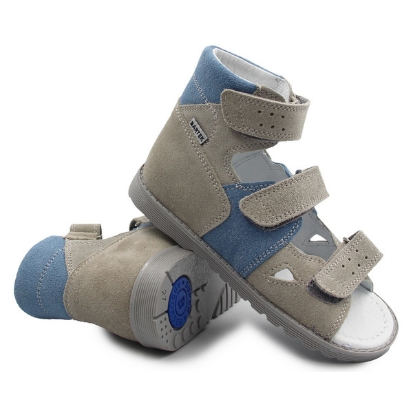 Sandały ortopedyczne dla chłopca z obcasem thomasa Bartek 81804-020