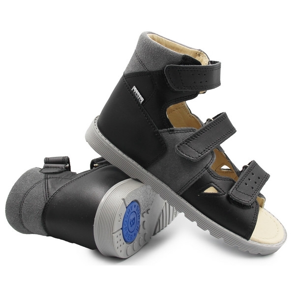 Ortopedyczne Sandały Dla Chłopca Z Obcasem Thomasa Bartek 86804-022